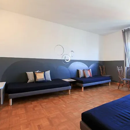 Stile E Design In Duomo Apartment *