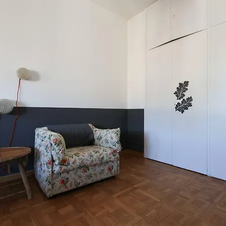 Stile E Design In Duomo Apartment Milan